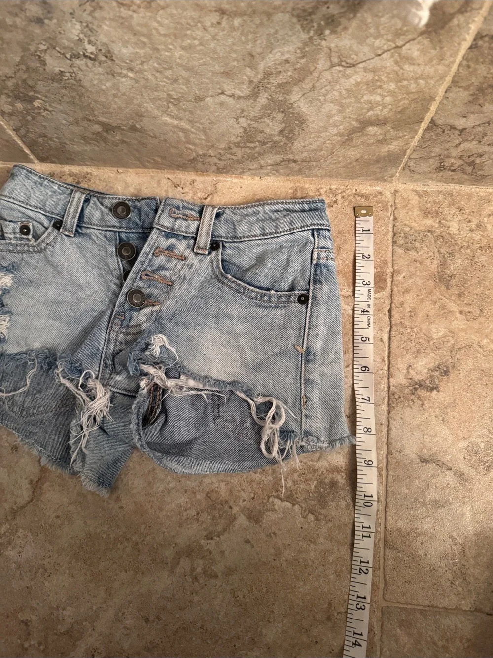 Katie J NYC Venice Jean shorts Blue Distressed Denim Cutoff Shorts girls size 10
